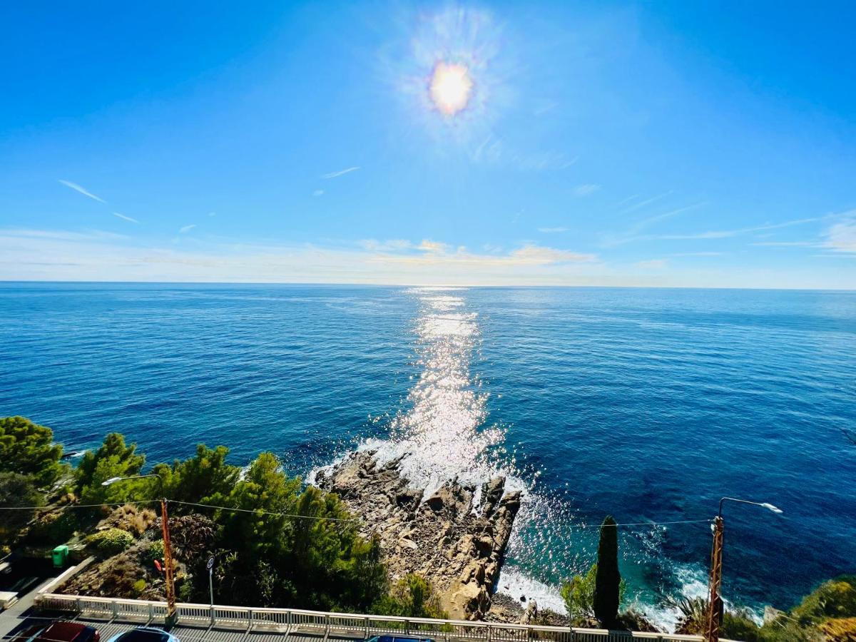 Suite Sunset 11 - Fronte Mare Санремо Экстерьер фото