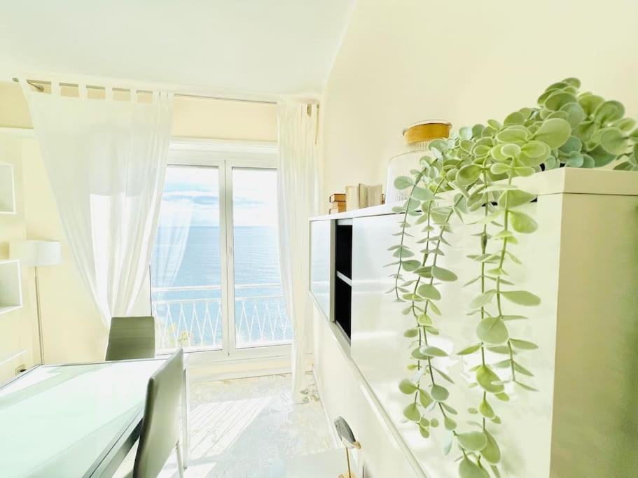Suite Sunset 11 - Fronte Mare Санремо Экстерьер фото