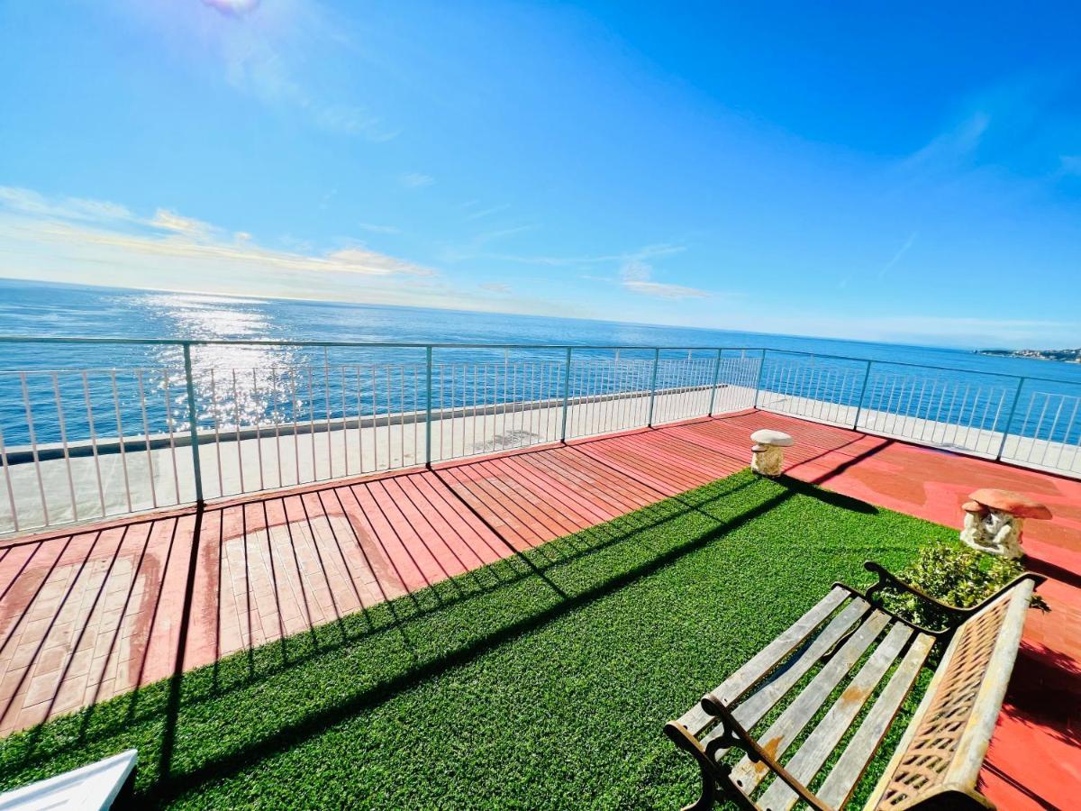 Suite Sunset 11 - Fronte Mare Санремо Экстерьер фото